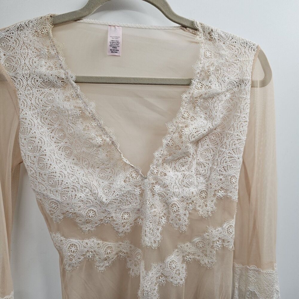Victoria’s Secret Bodysuit XS Nude Lace Bell Sleeve Coquette Coastal Boho Chic - Picture 8 of 11